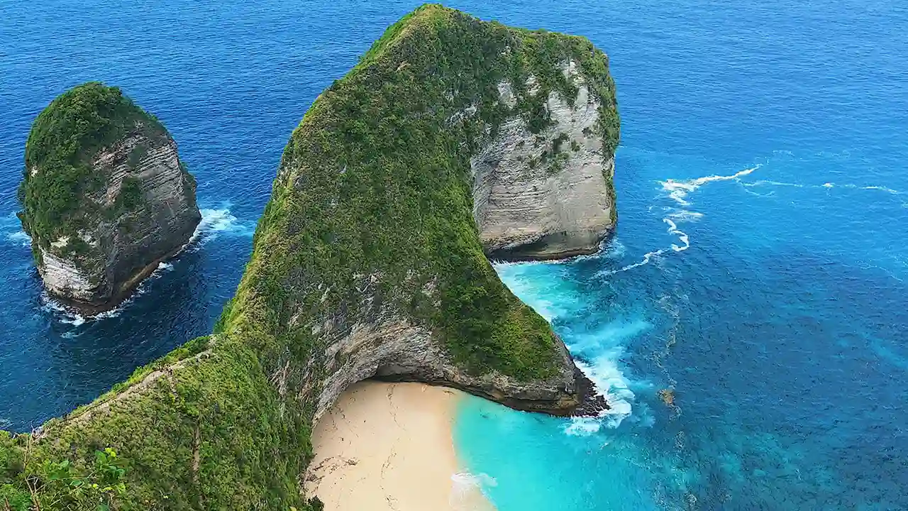 Nusa Penida: Capturing the Essence of Paradise